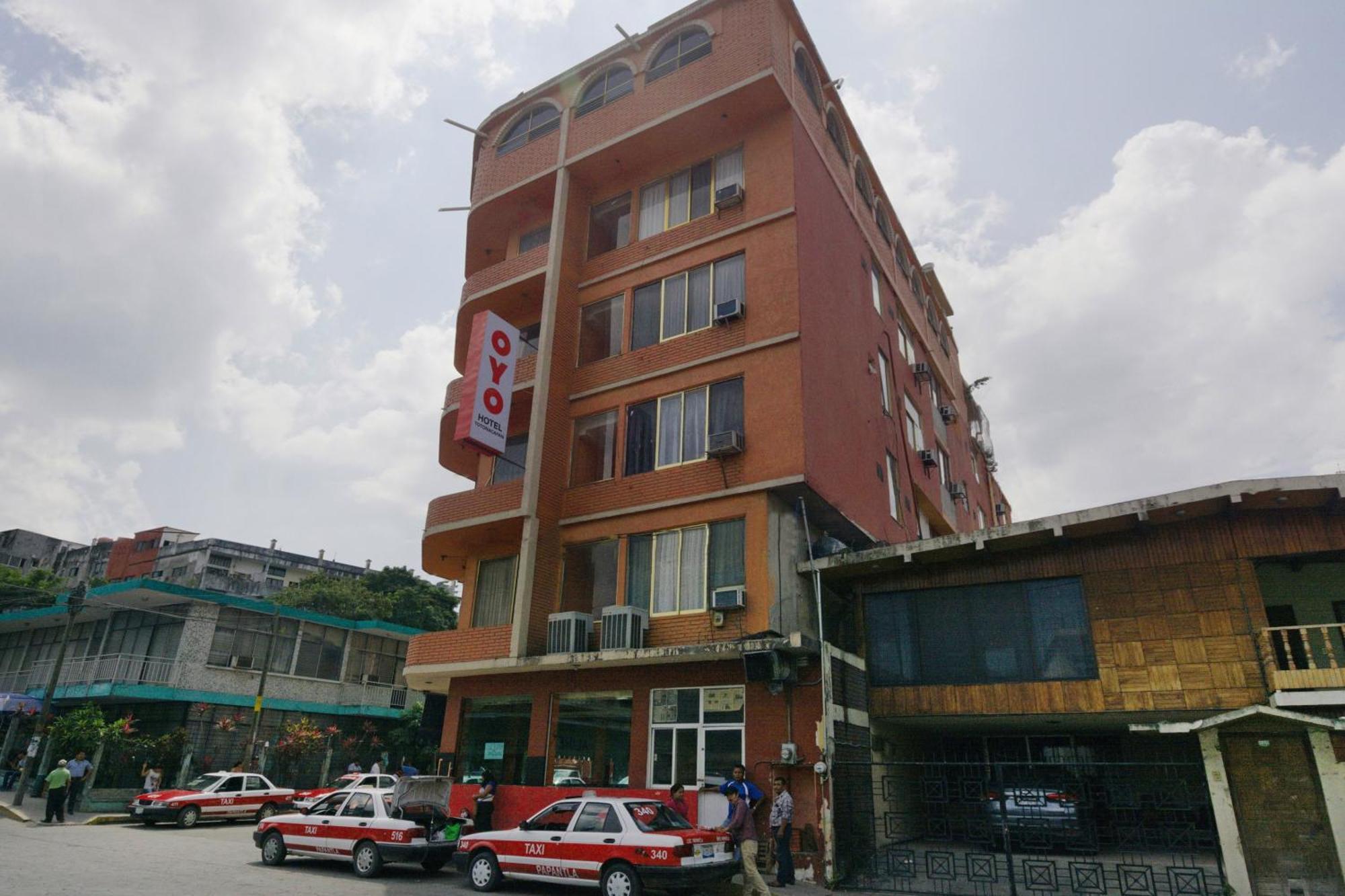 Oyo Hotel Totonacapan, Papantla Papantla de Olarte Exterior foto